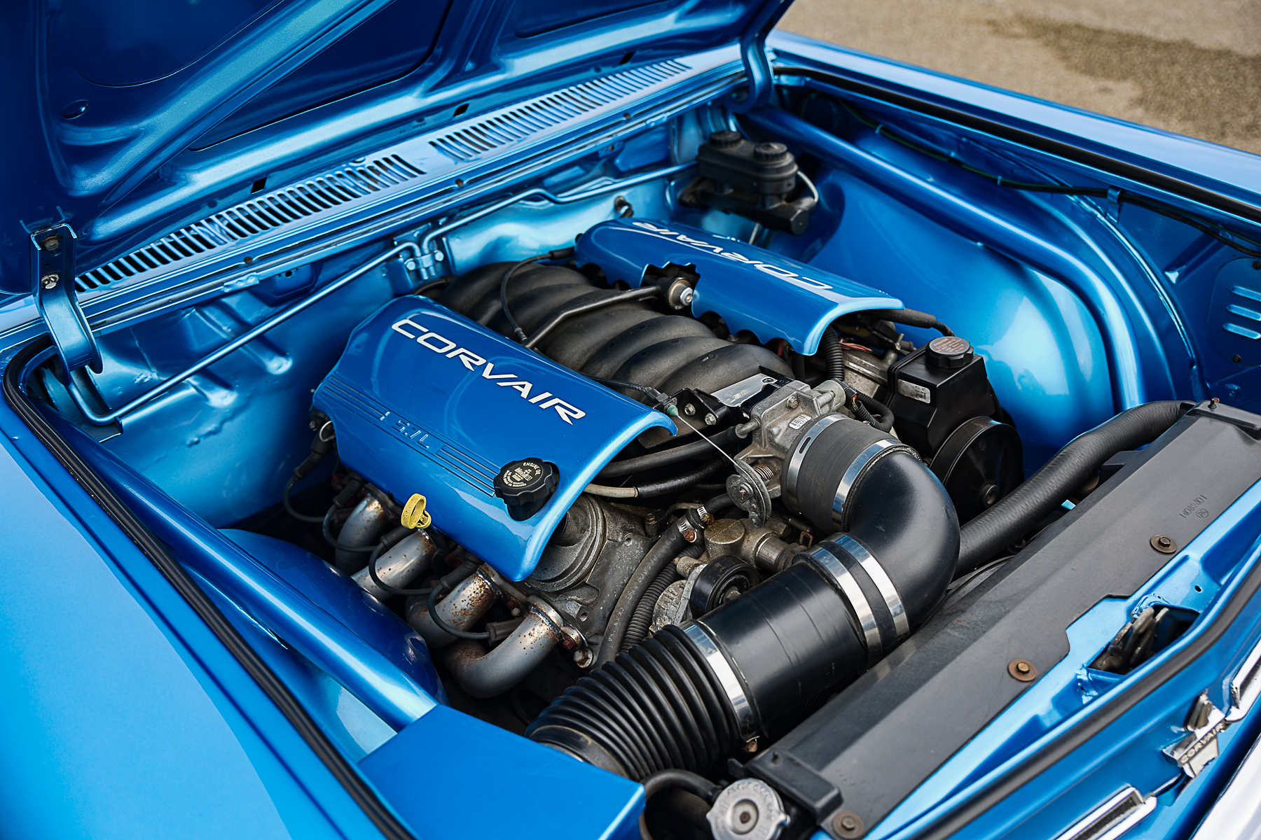 Why The LS Engine Is So Popular For V8 Engine Swaps
